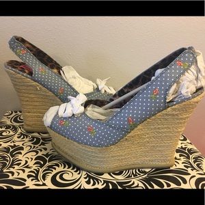 Size 10 - BETSEY JOHNSON - New In Box!